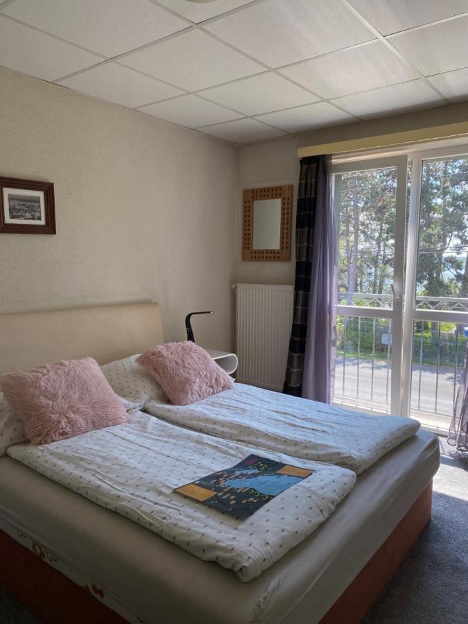 Bed and Breakfast Panzió Tata Exterior foto